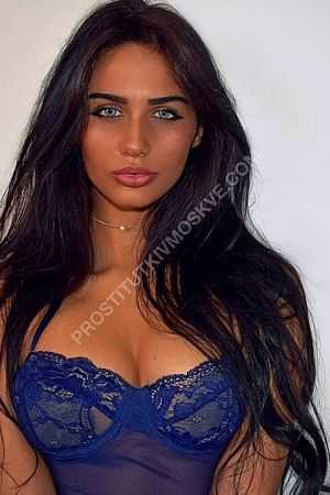 Настя, метро Марксистская