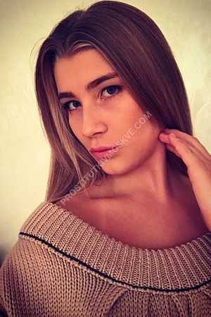 Алина, метро Измайлово