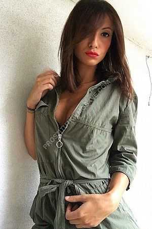 Вероника, метро Каширская