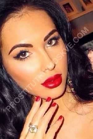 мила, метро Менделеевская