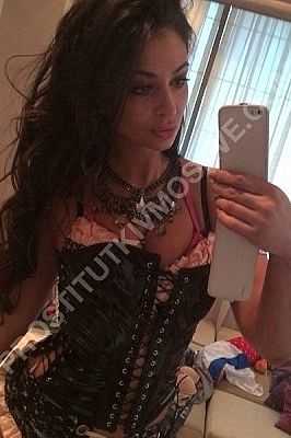 Света, метро Крылатское