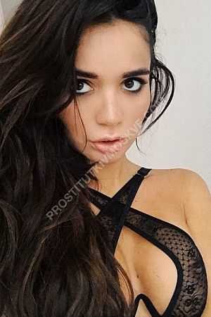 Вика, метро Тушинская