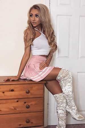 Лолита, метро Митино