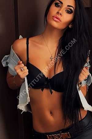 Каролина, метро Водный стадион