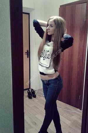 катя, метро Крылатское