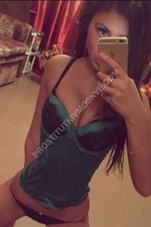 ира, метро Дмитровская