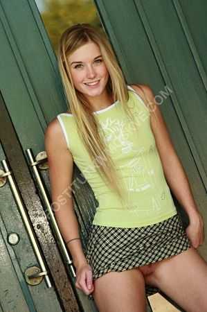 кристина, метро Театральная