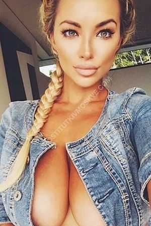 катя, метро Комсомольская