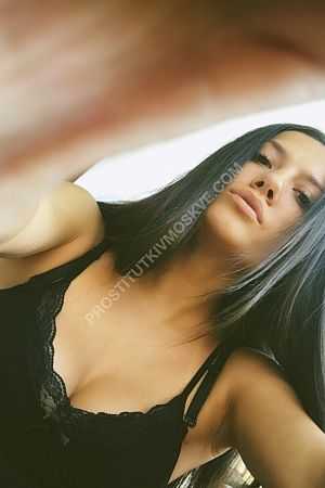 Елена, метро Молодёжная