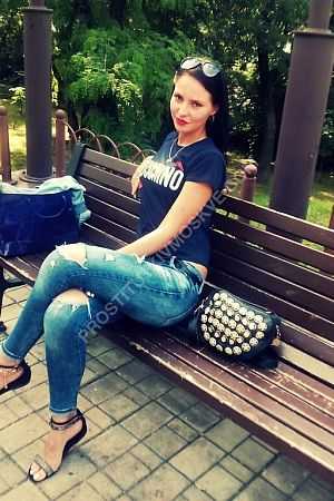 Светлана, метро Менделеевская