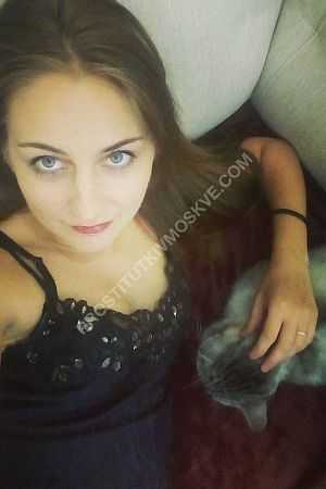 Полина, метро Аннино