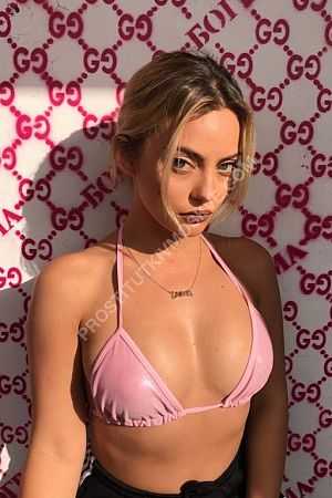 Кристина, метро Коньково