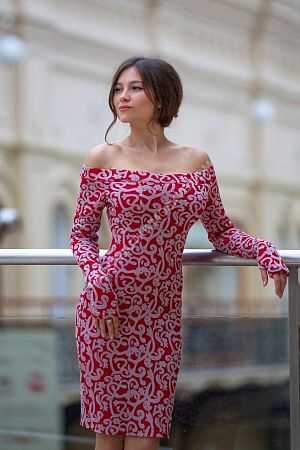 оля, метро Добрынинская