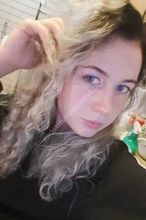 оля, метро Марксистская