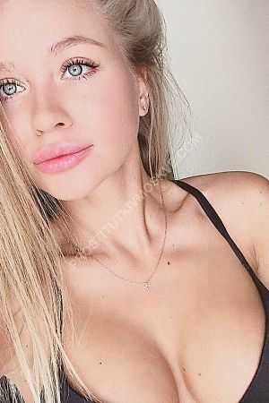 Алина, метро Стрешнево