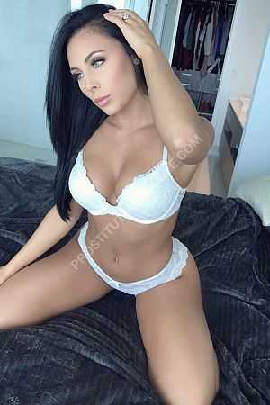 Вика, метро Строгино