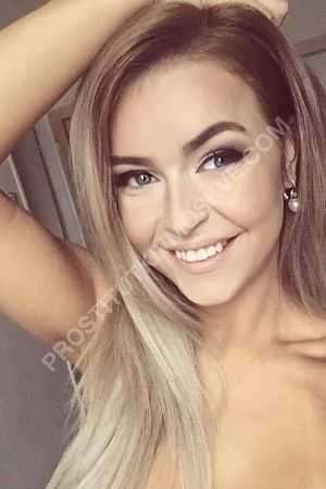 Алина, метро Улица Горчакова