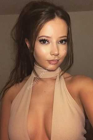 кира, метро Крылатское