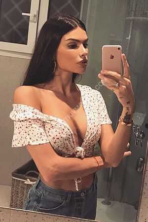 Вика, метро Бабушкинская