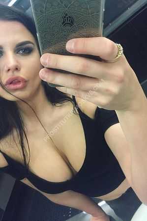 Полина, метро Бульвар Адмирала Ушакова