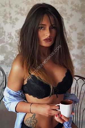 алла, метро Площадь Ильича