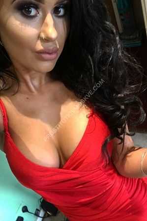 Лаура, метро Братиславская