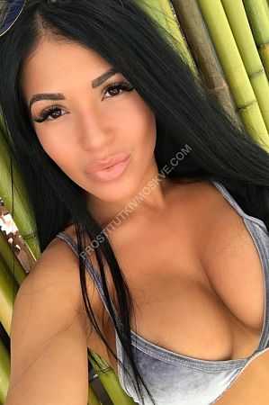 Алиса, метро Варшавская