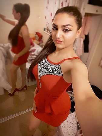 Марина, метро Достоевская