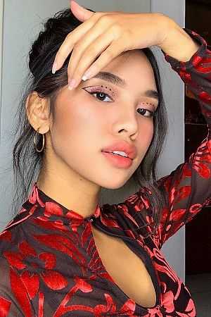 Лика, метро Баррикадная