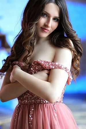 Рената, метро Планерная