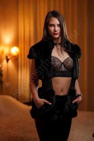 Алиса, метро Фрунзенская