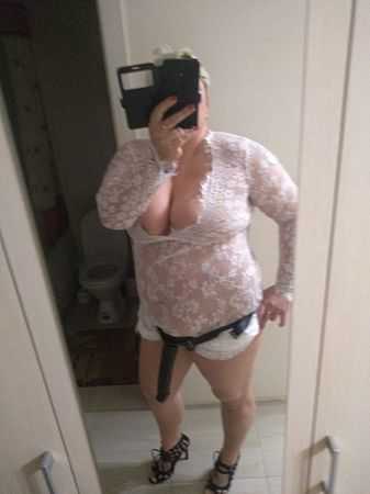 Госпожа, метро Библиотека имени Ленина