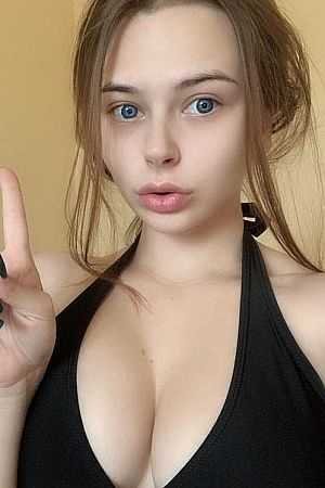 Даша, метро Октябрьское Поле