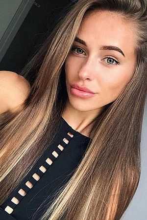 Лада, метро Улица 1905 года