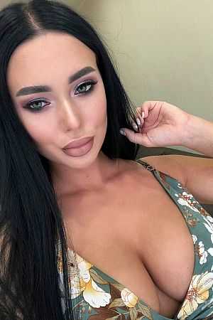 Лариса, метро Спартак