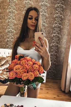 Алиса, метро Панфиловская