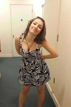 валя, метро Саларьево