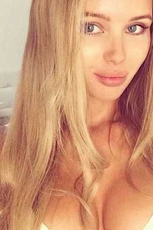 Катя, метро Библиотека имени Ленина