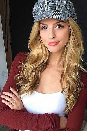 Алёна, метро Нижегородская