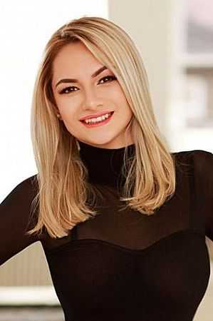 Катрина, метро Озёрная