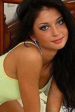 Александра, метро Домодедовская