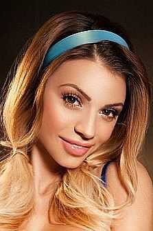 Настя, метро ВДНХ