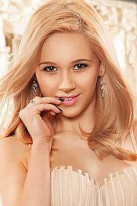 Яночка, метро Боровицкая