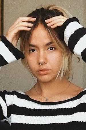 Оленька, метро Серпуховская