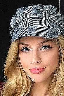 Олеся, метро Добрынинская