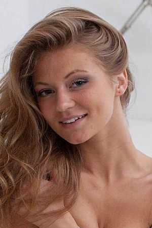 Мариша, метро Щербинка