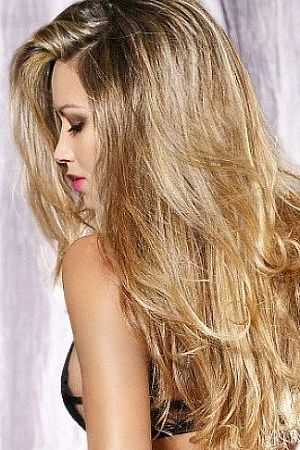 Яна, метро Баррикадная