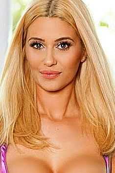 Ирина, метро Балтийская