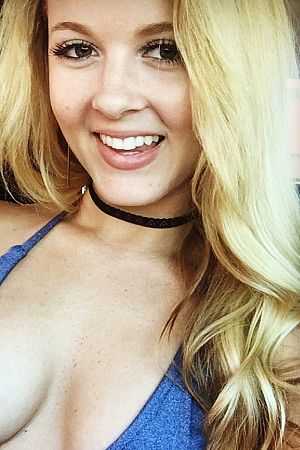 Лариса, метро Мичуринский проспект