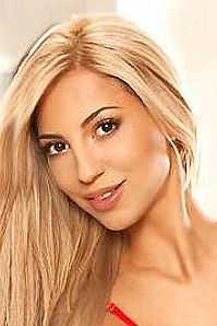 Вера, метро Пролетарская